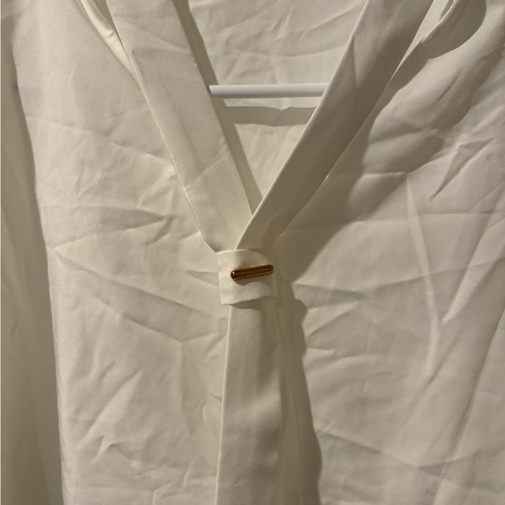 White Blouse - Picture 2 of 4